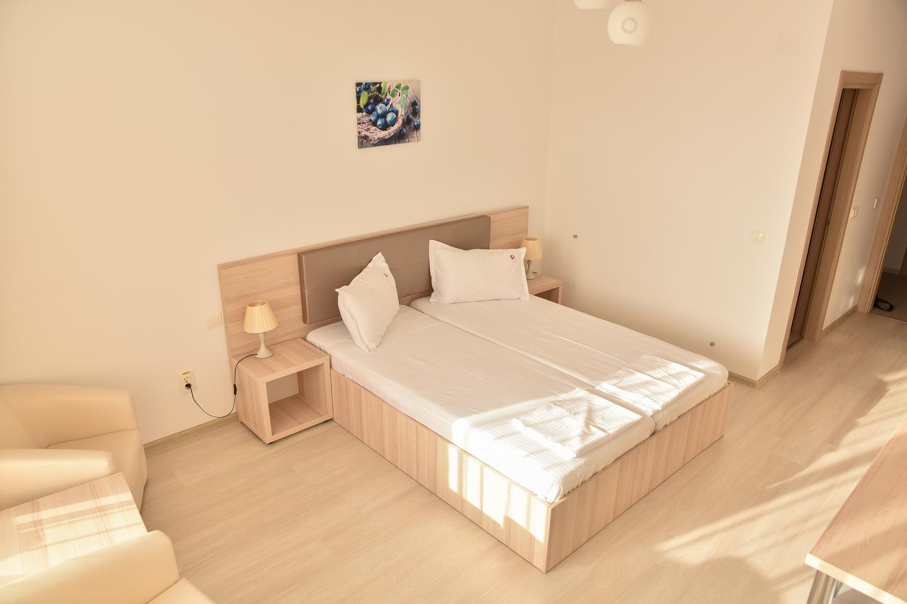 נפטון Q Hotel מראה חיצוני תמונה