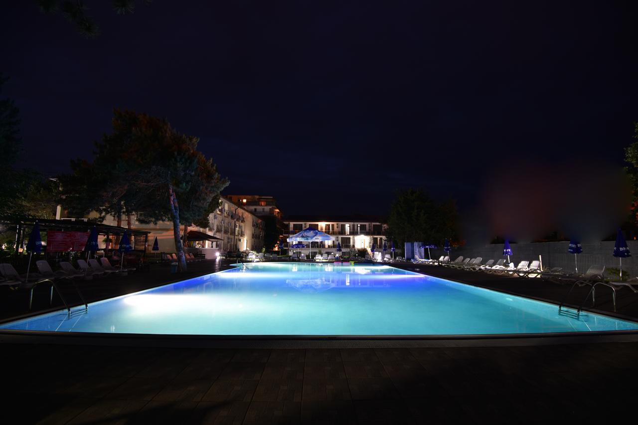 נפטון Q Hotel מראה חיצוני תמונה